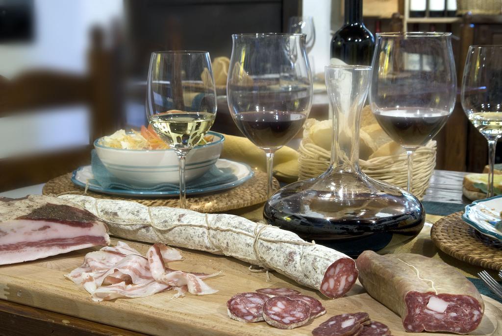 Fattoria Di Vibio Hotel Monte Castello di Vibio Luaran gambar